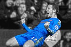 石宇奇一拍定乾坤，红黑军团泪洒赛场！羽坛与足坛的双重燃情夜